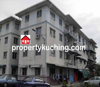 Selling Kuching medium cost flat, Arang Road, Penrissen 4th mile