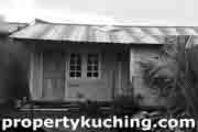 rumah kampung untuk dijual di Astana, kampong house for sale, Petra Jaya